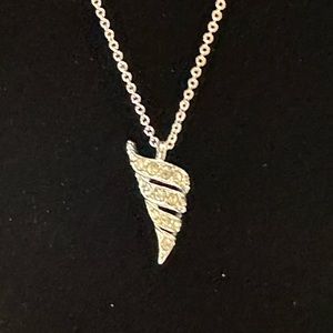 Sarah Coventry Sea Shell Necklace Rhinestone Beach Crystal Pendant Necklace